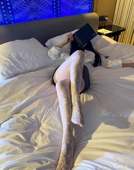 善良的女秘书2_国产在线观看