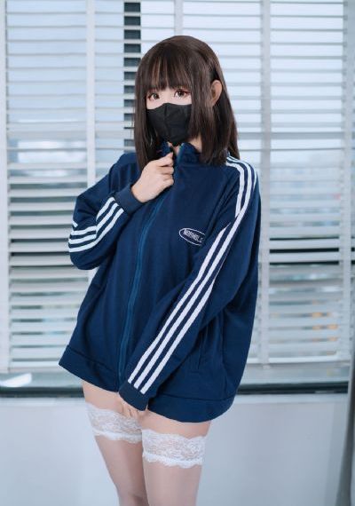 韩国电影年轻母亲2_JVID性感写真