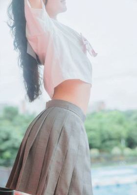 邻居漂亮的老婆4中字头_HD免费高清观看