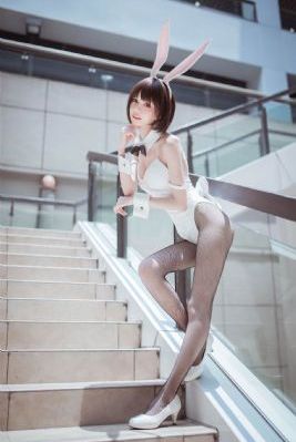 班长让我吃她胸_国产剧视频大全